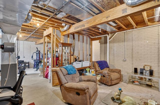 3849 Thorncrest Drive, Jackson, MI 49203