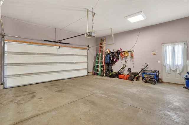 3849 Thorncrest Drive, Jackson, MI 49203