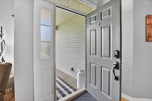 3849 Thorncrest Drive, Jackson, MI 49203