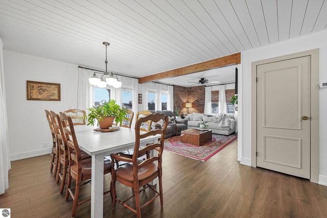 9464 Stone Ledge Lake Drive, Cadillac, MI 49601