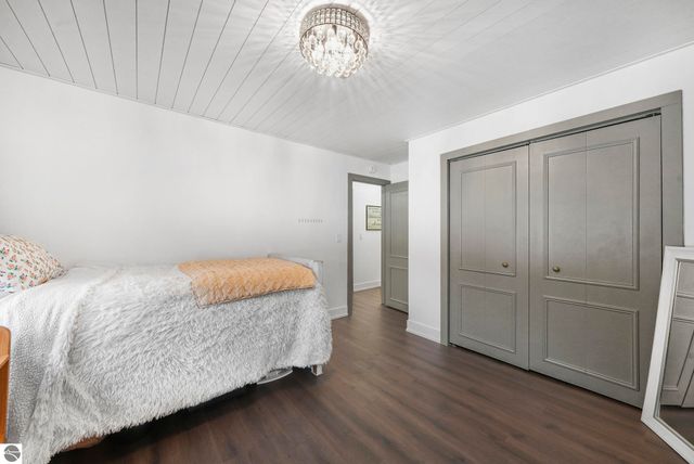 9464 Stone Ledge Lake Drive, Cadillac, MI 49601