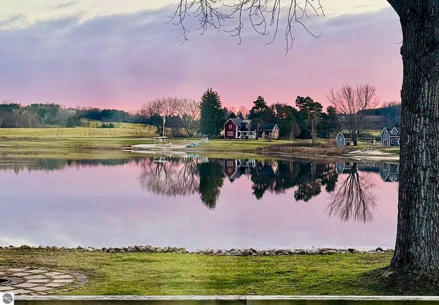 9464 Stone Ledge Lake Drive, Cadillac, MI 49601