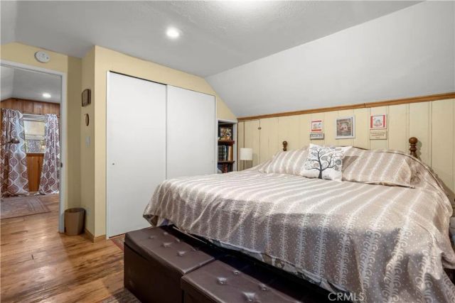 964 Chateau Drive, Crestline, CA 92325