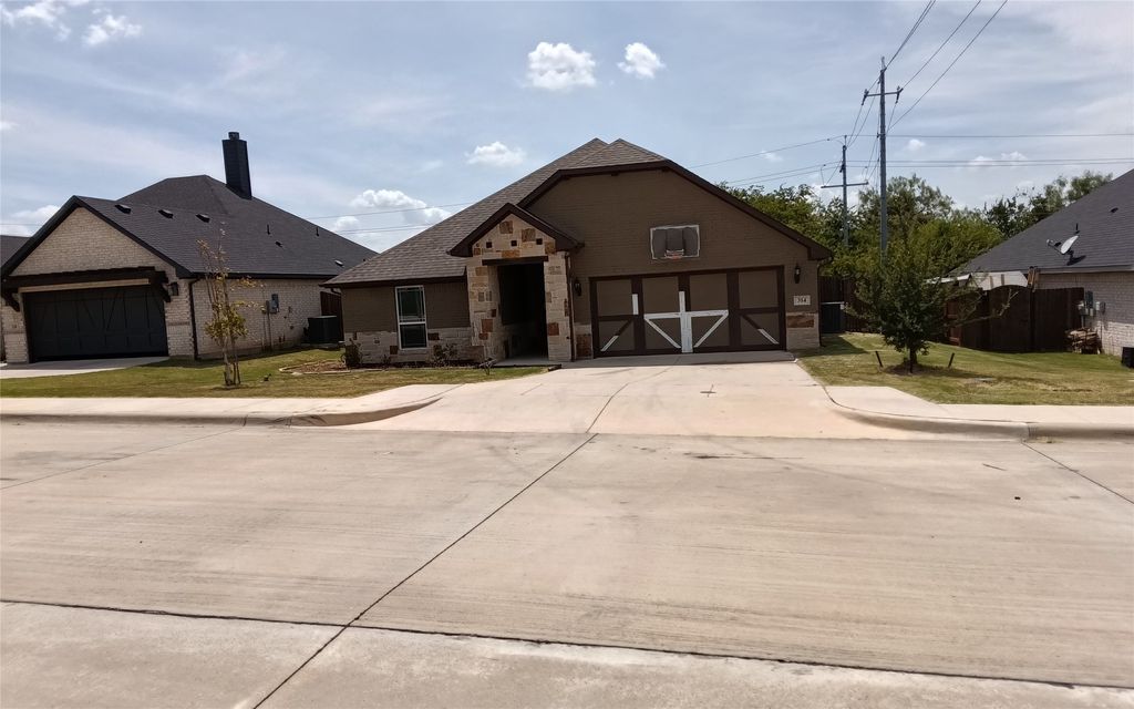 314 Pleasant View Drive, Weatherford, TX 76086