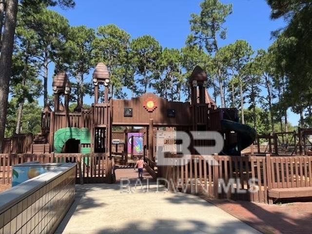 1517 Regency Road 114, Gulf Shores, AL 36542