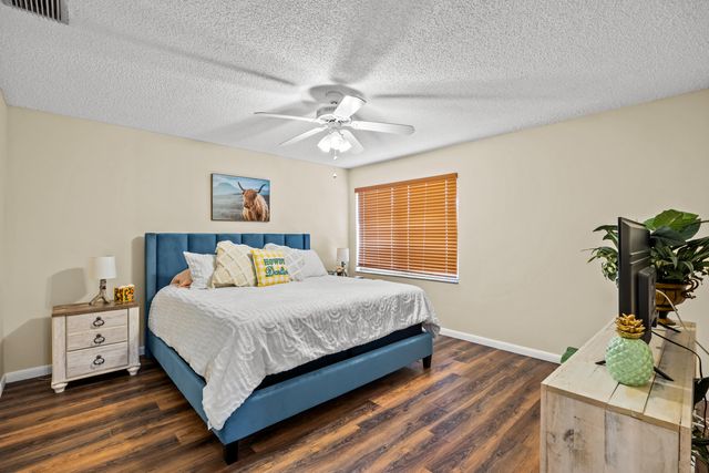 12196 Sag Harbor Court 4, Wellington, FL 33414