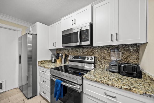 12196 Sag Harbor Court 4, Wellington, FL 33414