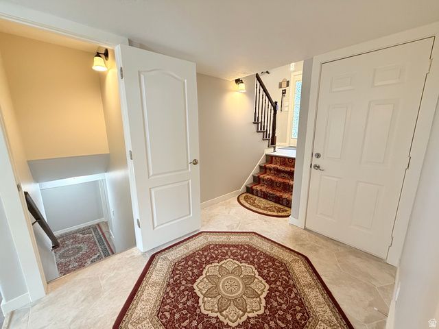 681 E ABBOTTSFORD CT, Sandy, UT 84070
