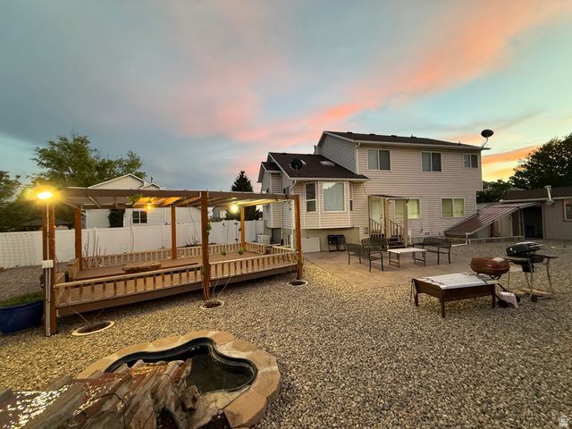681 E ABBOTTSFORD CT, Sandy, UT 84070