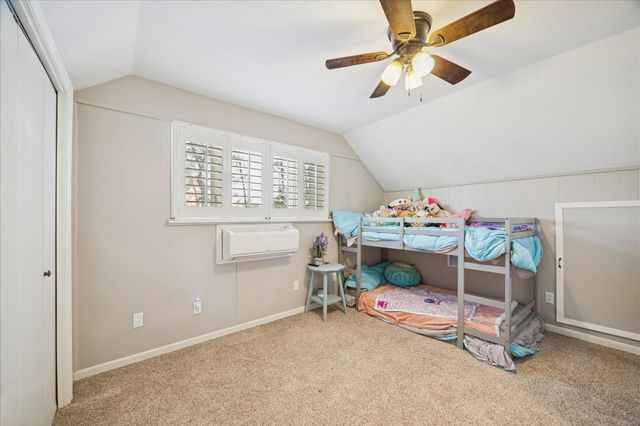 143 Thunderbird Drive, Conroe, TX 77304