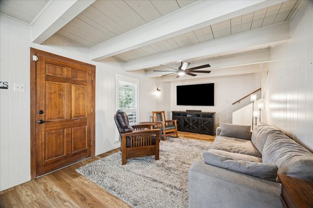 143 Thunderbird Drive, Conroe, TX 77304