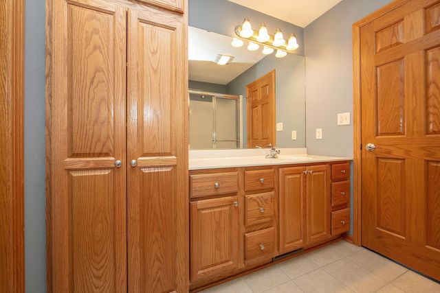 5416 Meadowlark Ln, Cedar Falls, IA 50613