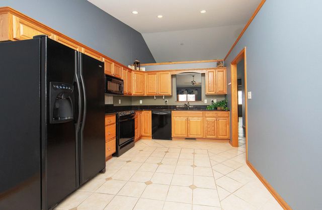 5416 Meadowlark Ln, Cedar Falls, IA 50613