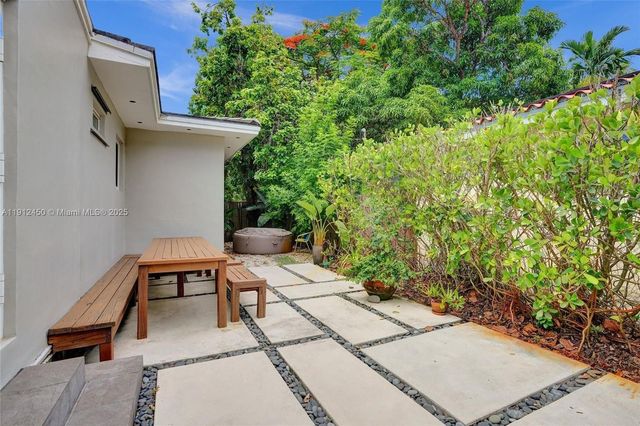 5620 Alhambra Cir, Coral Gables, FL 33146