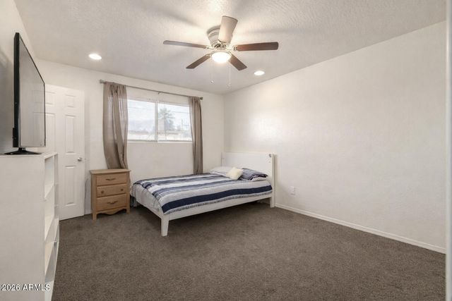 6727 W ROMA Avenue, Phoenix, AZ 85033