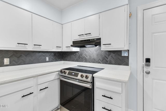 513 NW Maxine Street, Fayetteville, NC 28303