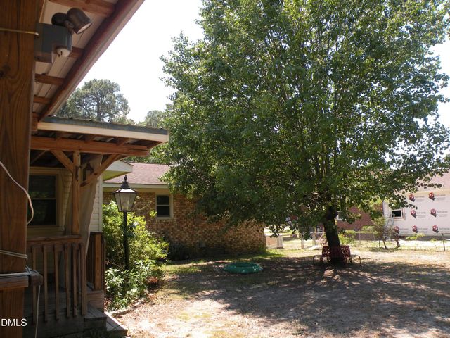 513 NW Maxine Street, Fayetteville, NC 28303