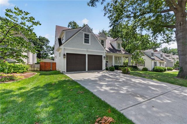 4907 W 69th Terrace, Prairie Village, KS 66208