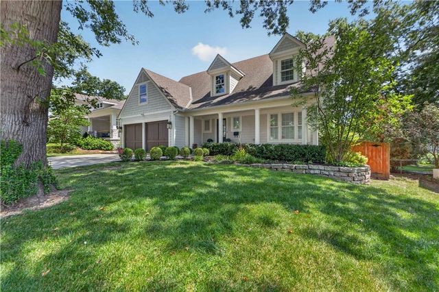 4907 W 69th Terrace, Prairie Village, KS 66208