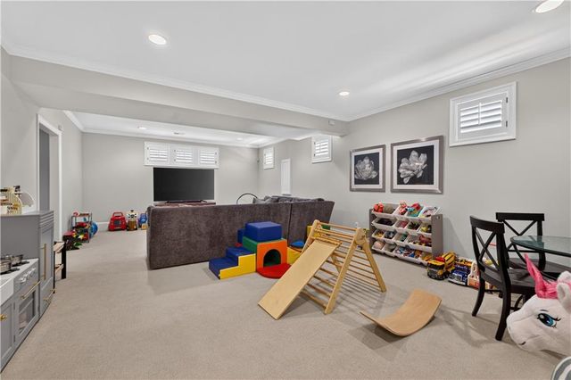 4907 W 69th Terrace, Prairie Village, KS 66208