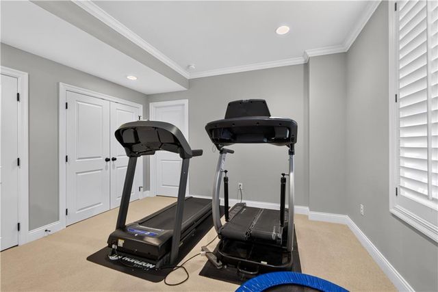 4907 W 69th Terrace, Prairie Village, KS 66208
