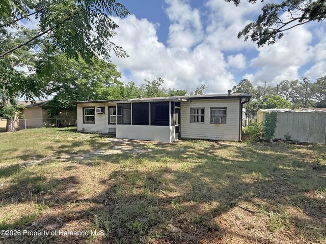 6134 Pinehurst Drive, Spring Hill, FL 34606