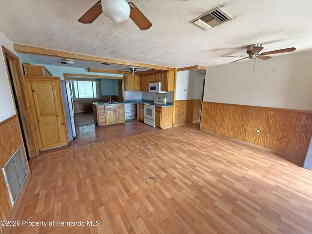 6134 Pinehurst Drive, Spring Hill, FL 34606