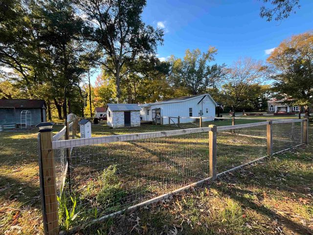 8591 KERRVILLE-ROSEMARK RD, Millington, TN 38053