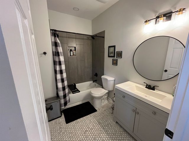 8591 KERRVILLE-ROSEMARK RD, Millington, TN 38053