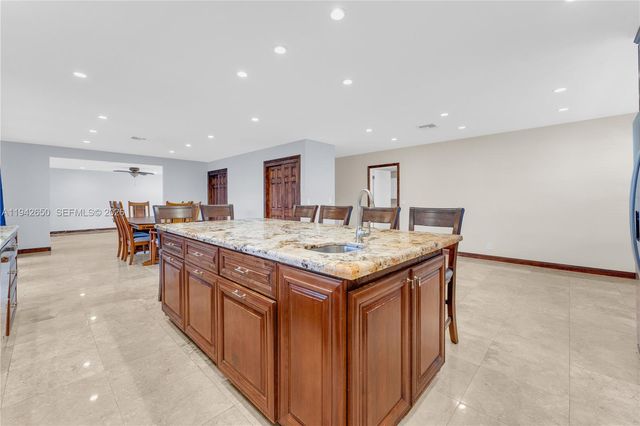 601 N 44th Ave 0, Hollywood, FL 33021