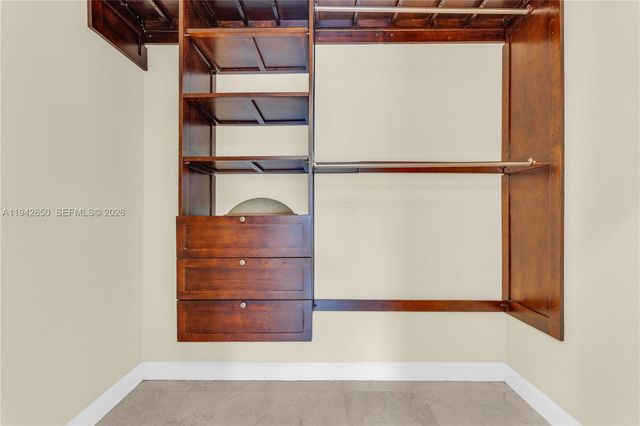 601 N 44th Ave 0, Hollywood, FL 33021