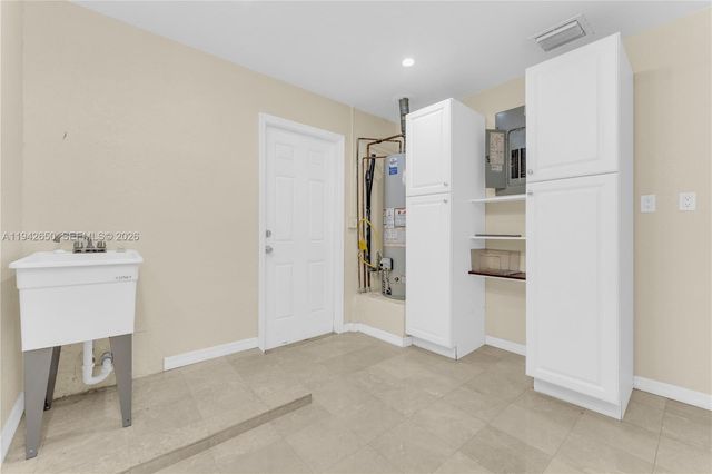 601 N 44th Ave 0, Hollywood, FL 33021