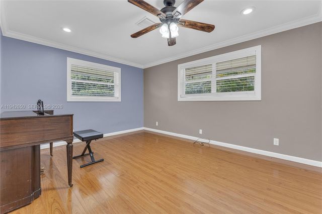 601 N 44th Ave 0, Hollywood, FL 33021