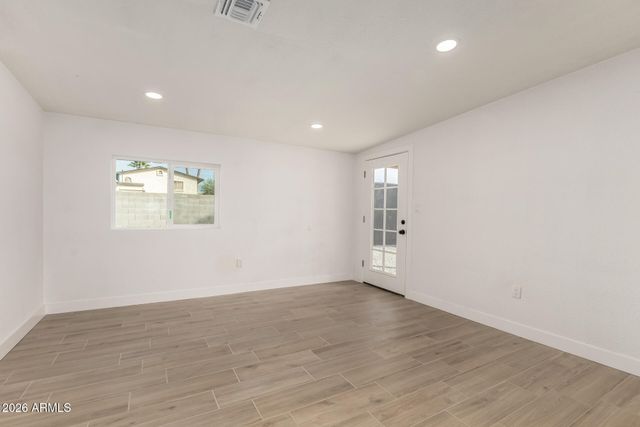 622 E PAPAGO Drive, Tempe, AZ 85288