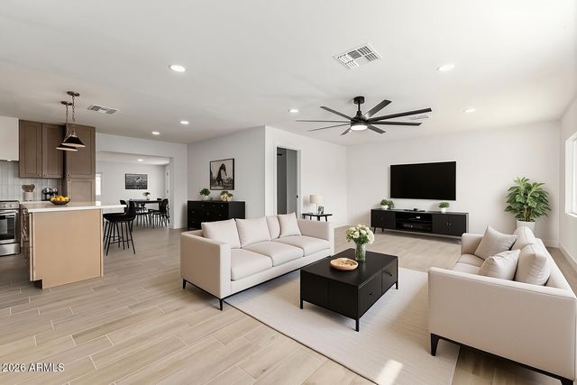 622 E PAPAGO Drive, Tempe, AZ 85288