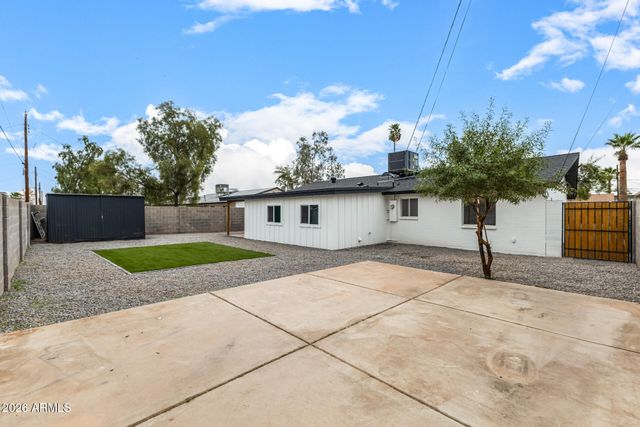 622 E PAPAGO Drive, Tempe, AZ 85288