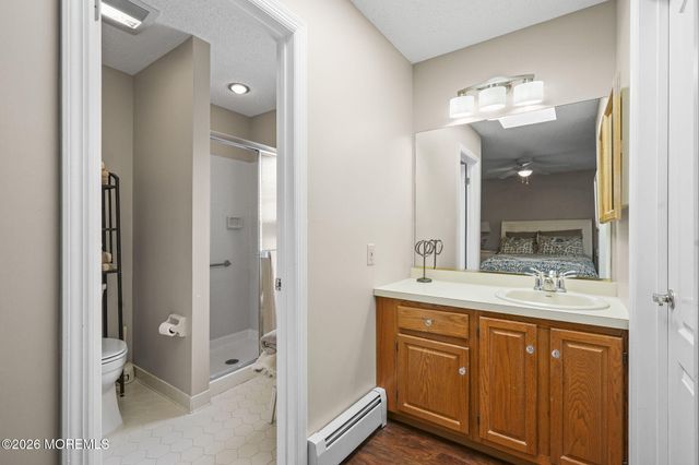 14 Kendal Drive, Toms River, NJ 08757