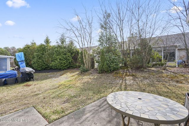 14 Kendal Drive, Toms River, NJ 08757