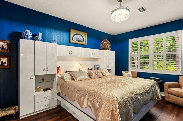 11413 BLOOMINGTON COURT, New Port Richey, FL 34654