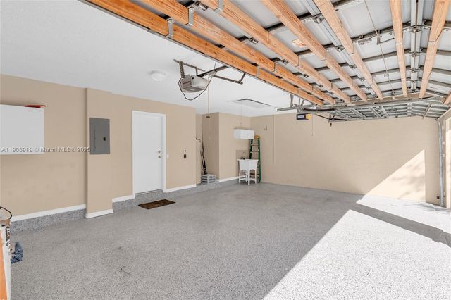 5364 NW 120th Ave, Coral Springs, FL 33076