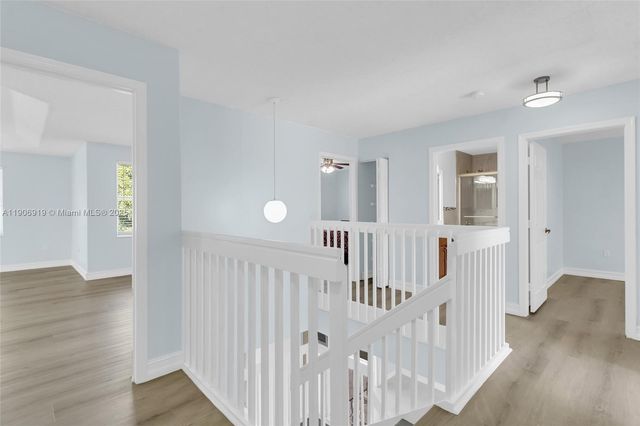 5364 NW 120th Ave, Coral Springs, FL 33076