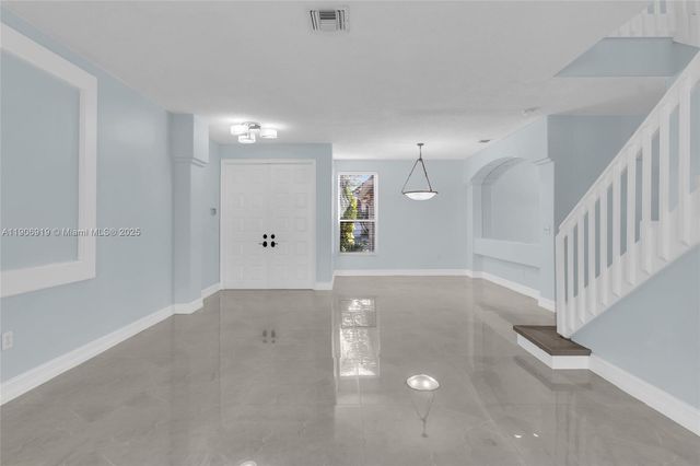 5364 NW 120th Ave, Coral Springs, FL 33076