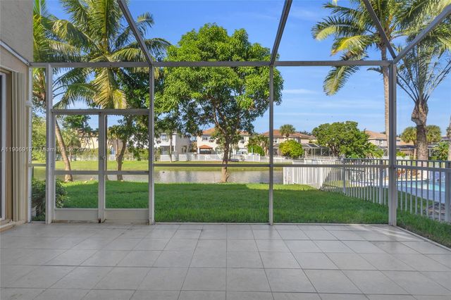 5364 NW 120th Ave, Coral Springs, FL 33076