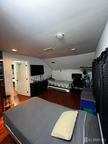 366 Jeffries Street, Perth Amboy, NJ 08861