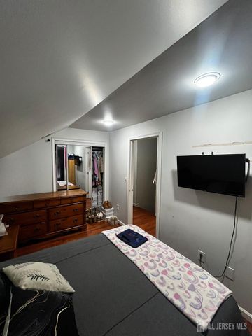 366 Jeffries Street, Perth Amboy, NJ 08861