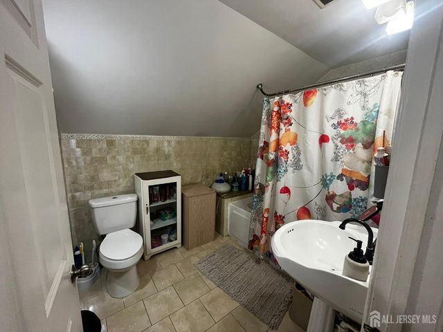 366 Jeffries Street, Perth Amboy, NJ 08861