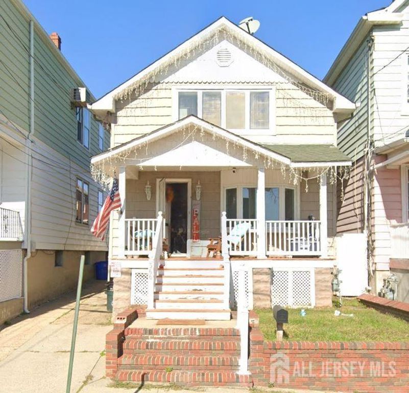 366 Jeffries Street, Perth Amboy, NJ 08861