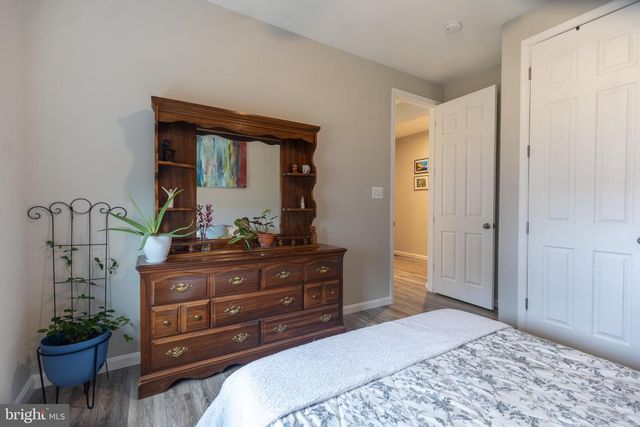 2098 MANDARIN DRIVE, Chambersburg, PA 17202