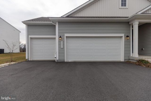 2098 MANDARIN DRIVE, Chambersburg, PA 17202