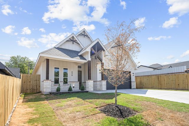 3203 NW 33rd Street, Fort Worth, TX 76106